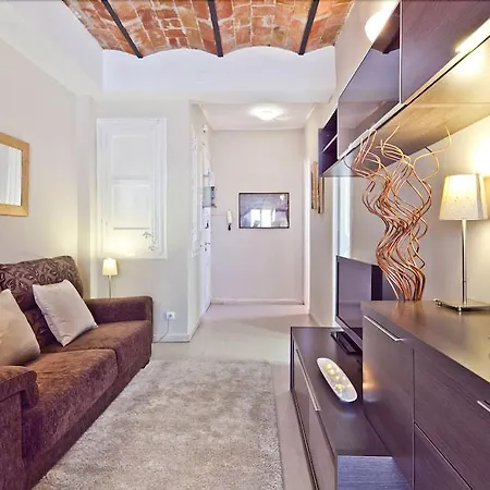 Montserrat Duplex Apartment
